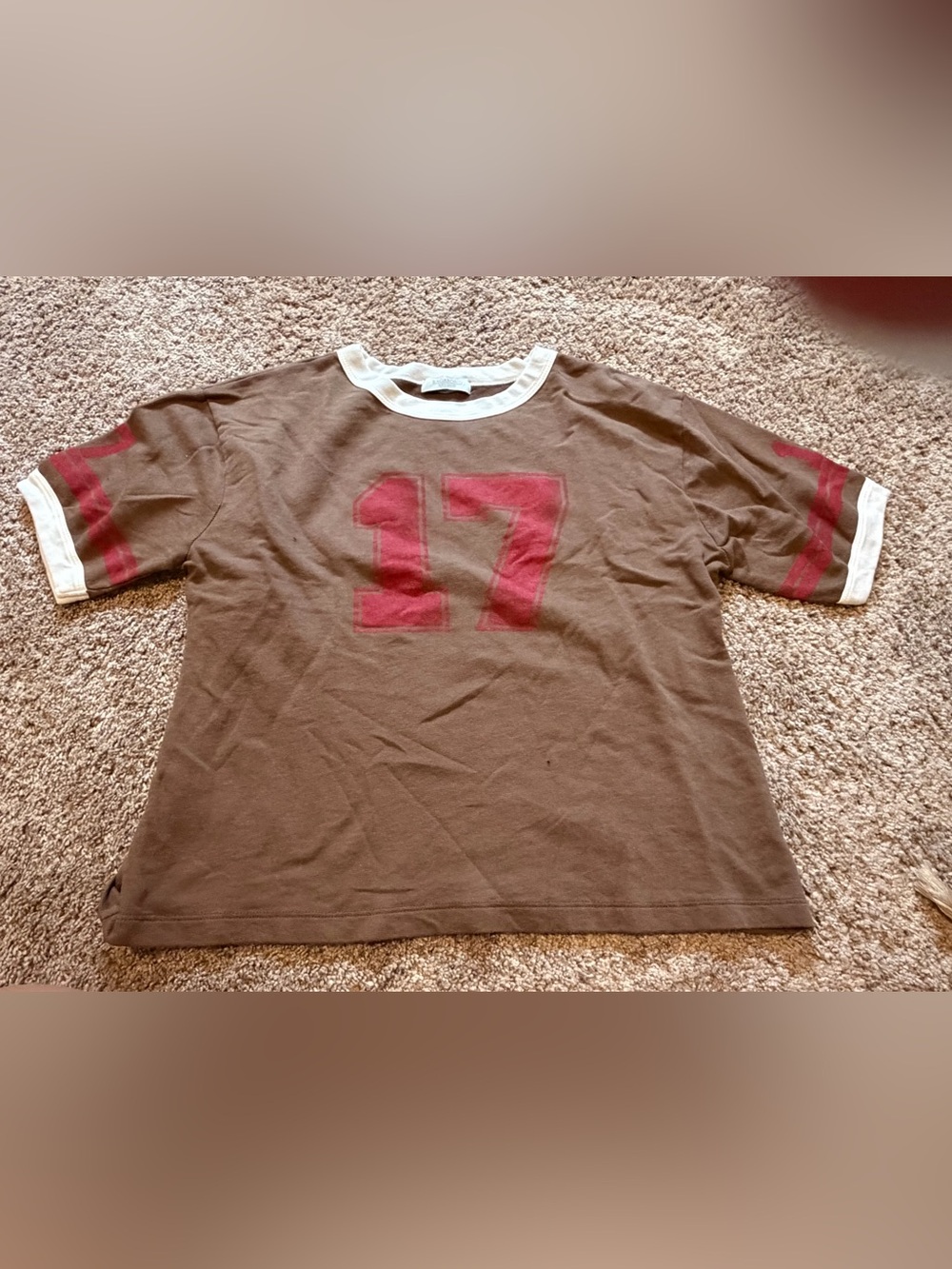 Women’s Brown Ringer T-Shirt with Red '17' Graphic - Picture 4 of 4